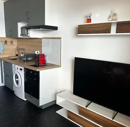 Climatise Belle Vue * Ajaccio (Corsica)